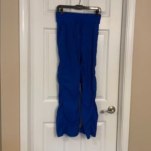 Lululemon size 4 royal blue studio pant